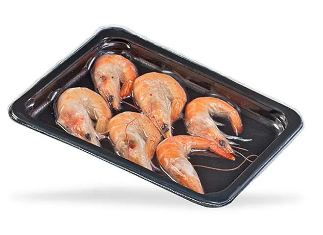 Med TraySkin® tilbyder Nemco en attraktiv emballageløsning til dine fødevarer, såsom skaldyr. En højtransparent skinfolie lægger sig over produktet og forhindrer 'drip-loss'. Produktet holdes derved på plads, og giver produktet en enestående præsentation.