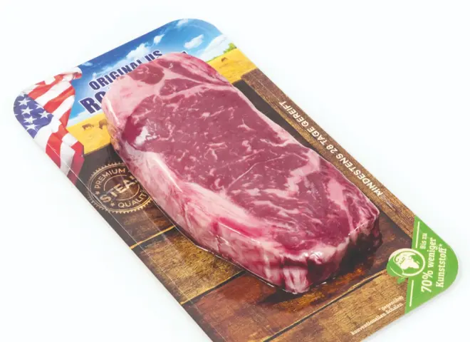 Skinpack/Flatskin fra Nemco er den perfekte løsning til at fremhæve produktet i køledisken. Vi har et bredt udvalg af kød emballage til f.eks. kød, fisk, kylling, grøntsager og færdigretter, hvoraf flere af vores skin pack produkter er genanvendelige eller plastreduceret.